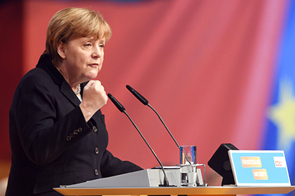 Немецкие социологи сообщили о рекордном падении рейтинга партии Меркель