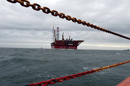 Россия обсудит с ОПЕК возможное сокращение добычи нефти