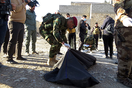 В иракском городе Рамади обнаружили братскую могилу жертв ИГ