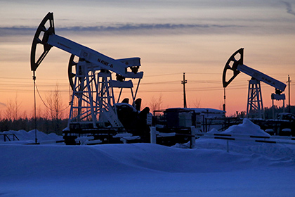 Цена нефти Brent упала ниже 33 долларов