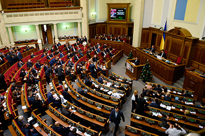 Европарламент отчитал депутатов Рады за прогулы заседаний