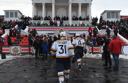 Клуб оштрафовали на миллион рублей за уход хоккеистов со льда во время матча