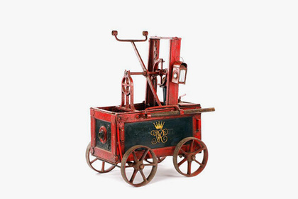 На аукцион выставлен ручной пожарный насос королевы Виктории