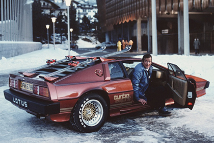 На продажу выставлен Lotus Esprit Джеймса Бонда