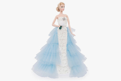 Барби обзавелась свадебным платьем haute couture