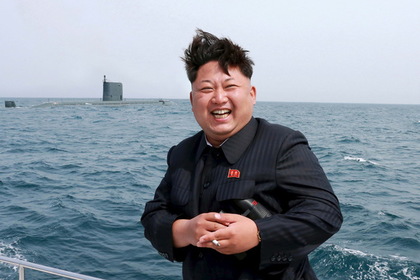 Ким Чен Ын руководил запуском баллистической ракеты с подводной лодки
