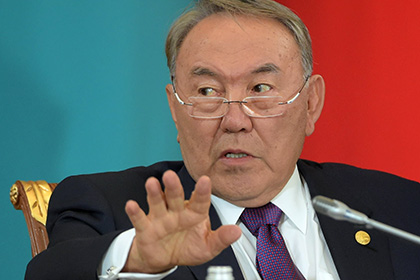 Назарбаев пригрозил мэру Астаны поселить его в юрте у отстойника сточных вод