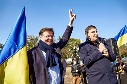 Показавшего пенисы на желто-голубом фоне зама Саакашвили захотели депортировать