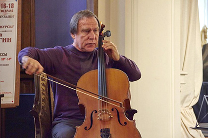 Путин рассказал о залезшем в долги из-за виолончелей Ролдугине