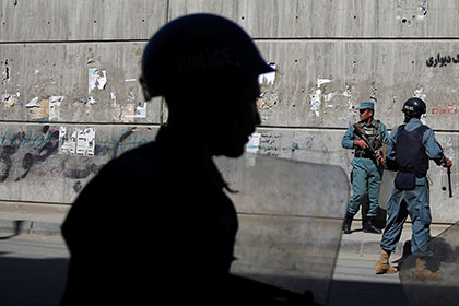 Афганский полицейский убил восемь сослуживцев и ушел в «Талибан»