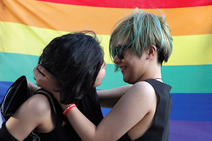 Геи и лесбиянки подсчитали опасные для себя страны