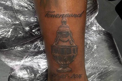 Игрок «Фейеноорда» сделал две ошибки в татуировке с названием своего клуба