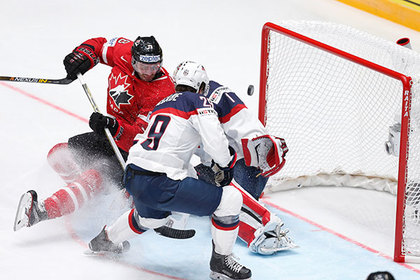 Канада забросила пять шайб американцам в стартовом матче ЧМ по хоккею