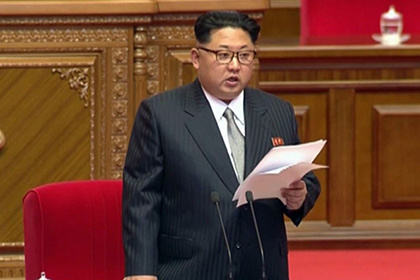 Ким Чен Ын сменил френч на европейский костюм