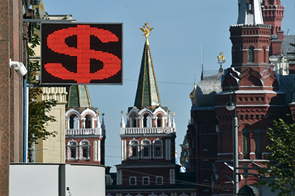 Росбанк предсказал ослабление доллара до 65 рублей