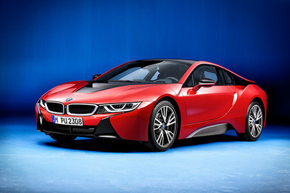 Россиянам предложили два гибридных спорткара BMW i8 по 11 миллионов рублей