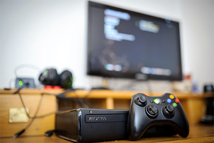 Саратовца осудили на полтора года за взлом Xbox 360
