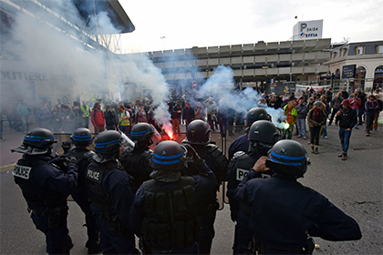 Сотрудники всех французских АЭС присоединились к акциям протеста