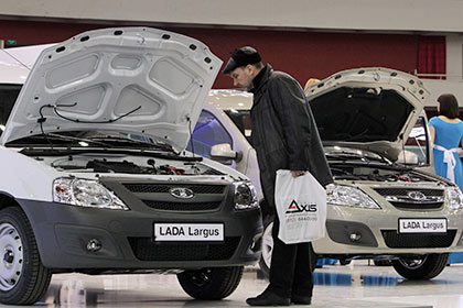 Спрос на Lada Largus вдвое превысил объем выпуска машины