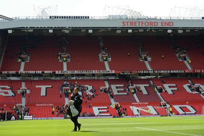 Стадион «Олд Траффорд» эвакуировали перед матчем «Манчестер Юнайтед»