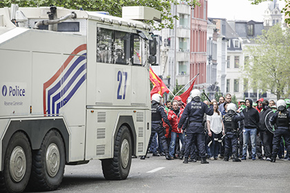 В Брюсселе тюремные надзиратели подрались с полицейскими