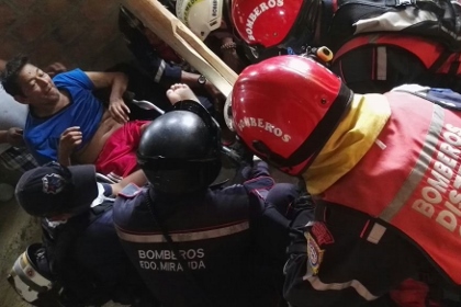 В Эквадоре пожилого мужчину спасли через 13 дней после землетрясения
