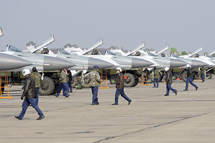 В Крым перебросят самолеты МиГ-29СМТ и Су-34 для участия в «Авиадартсе»