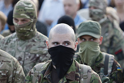 В ЛНР зафиксировали прибытие в Донбасс тысячи активистов «Правого сектора»