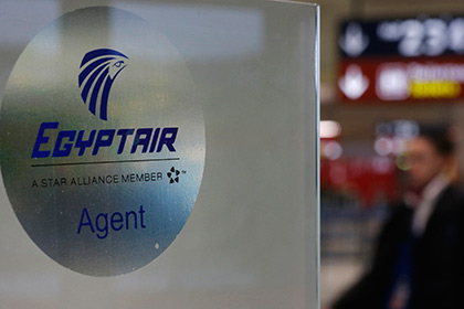 Власти Египта допустили падение самолета EgyptAir в море