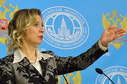 Захарова назвала «клоунадой» поведение украинцев на переговорах в Берлине