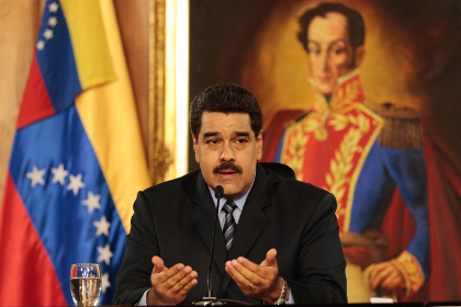 Мадуро обвинил руководство парламента в предательстве родины