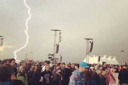 При ударе молнии на рок-фестивале в Германии пострадали 42 человека