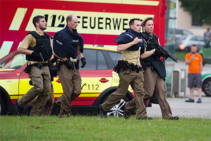 Полиция Мюнхена не исключила версию теракта в ТЦ