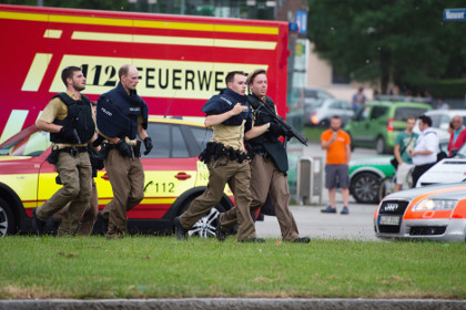Полиция Мюнхена уточнила число погибших и пострадавших при стрельбе