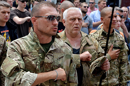 «Правый сектор» собрался проконтролировать Крестный ход в Киеве