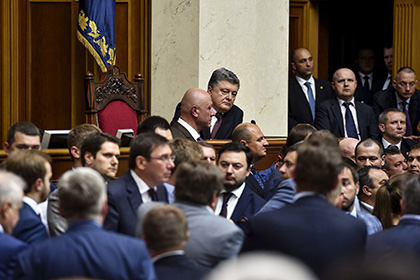 Рада раскритиковала Польшу за «антиукраинское» решение по Волынской резне