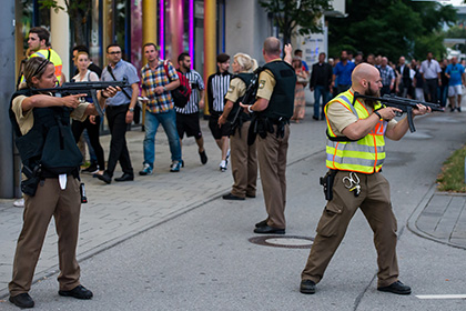 СМИ сообщили об участии одного из стрелков в Мюнхене в ультраправой группировке