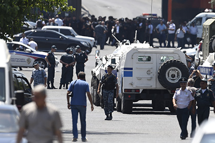 В Ереване заявили об аресте подозреваемых в связях с захватчиками заложников