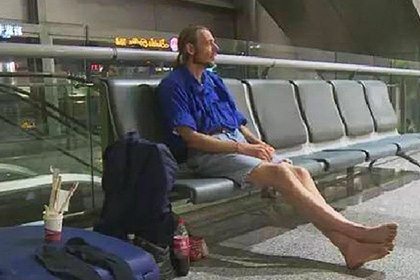 Голландец десять дней просидел в аэропорту из-за онлайн-свидания
