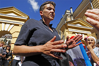 Голодающая Савченко отправилась на званый ужин в США