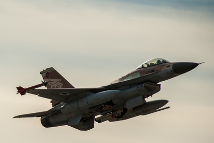 Израильская авиация нанесла удар по позициям сирийской армии