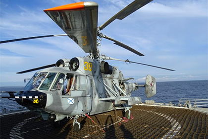 На новом российском десантном корабле «Иван Грен» начались испытания вертолетов