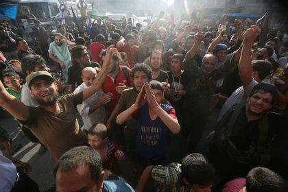 Reuters узнало о прорыве повстанцами окружения в Алеппо