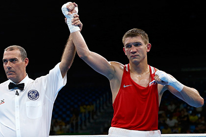 Россиянин Дунайцев обеспечил сборной по боксу третью медаль Игр