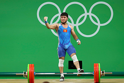 Штангиста лишили бронзовой медали Игр в Рио из-за допинга