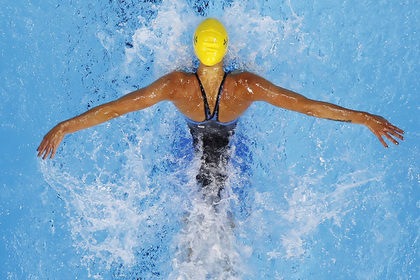 Шведская пловчиха Шестрем выиграла золото ОИ с мировым рекордом