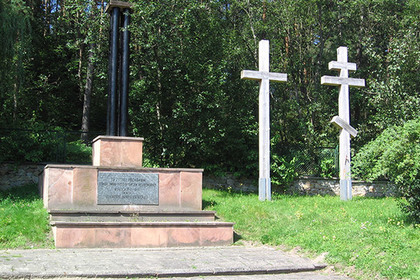 СМИ сообщили об осквернении кладбища советских воинов в Польше