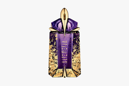Thierry Mugler выпустил аромат-бестселлер Alien во флаконе с декором из золота