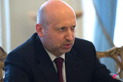 Турчинов назвал два возможных сценария продолжения конфликта в Донбассе