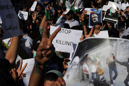 В Иране казнили подростка-гея